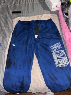 Paperplane Elevate Amplify Blue Graphic Joggers